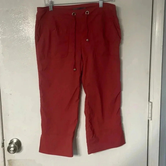 Prana crops 21 1/2” - Picture 1 of 6